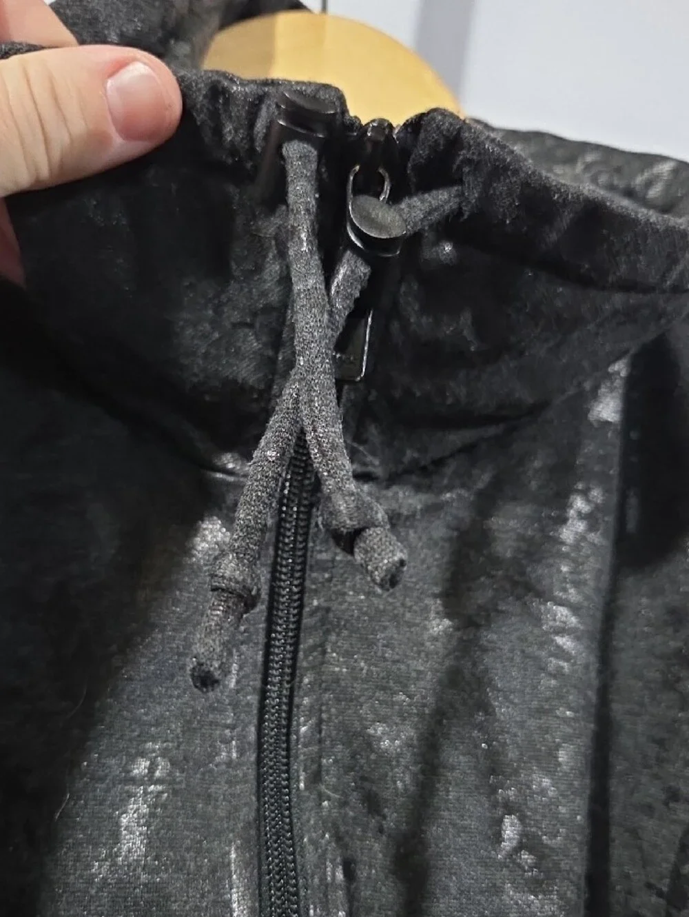 Chico's Black Textured Sleeveless Zip Vest with Stand Collar Size 2